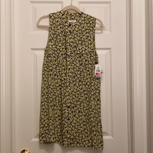 Equipment short sleeve dress in size M 100% silk